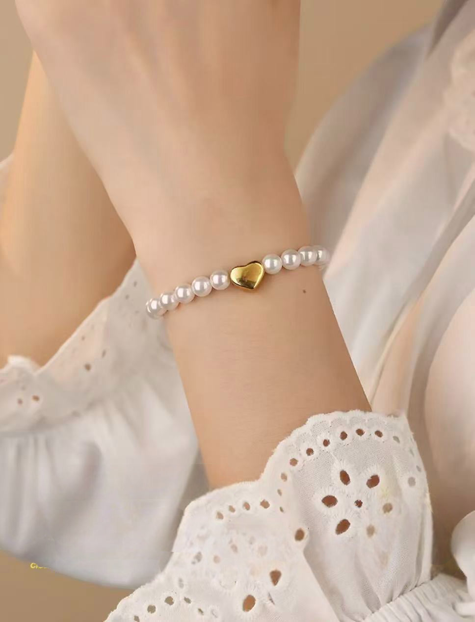 Auric Heart Pearl Bracelet