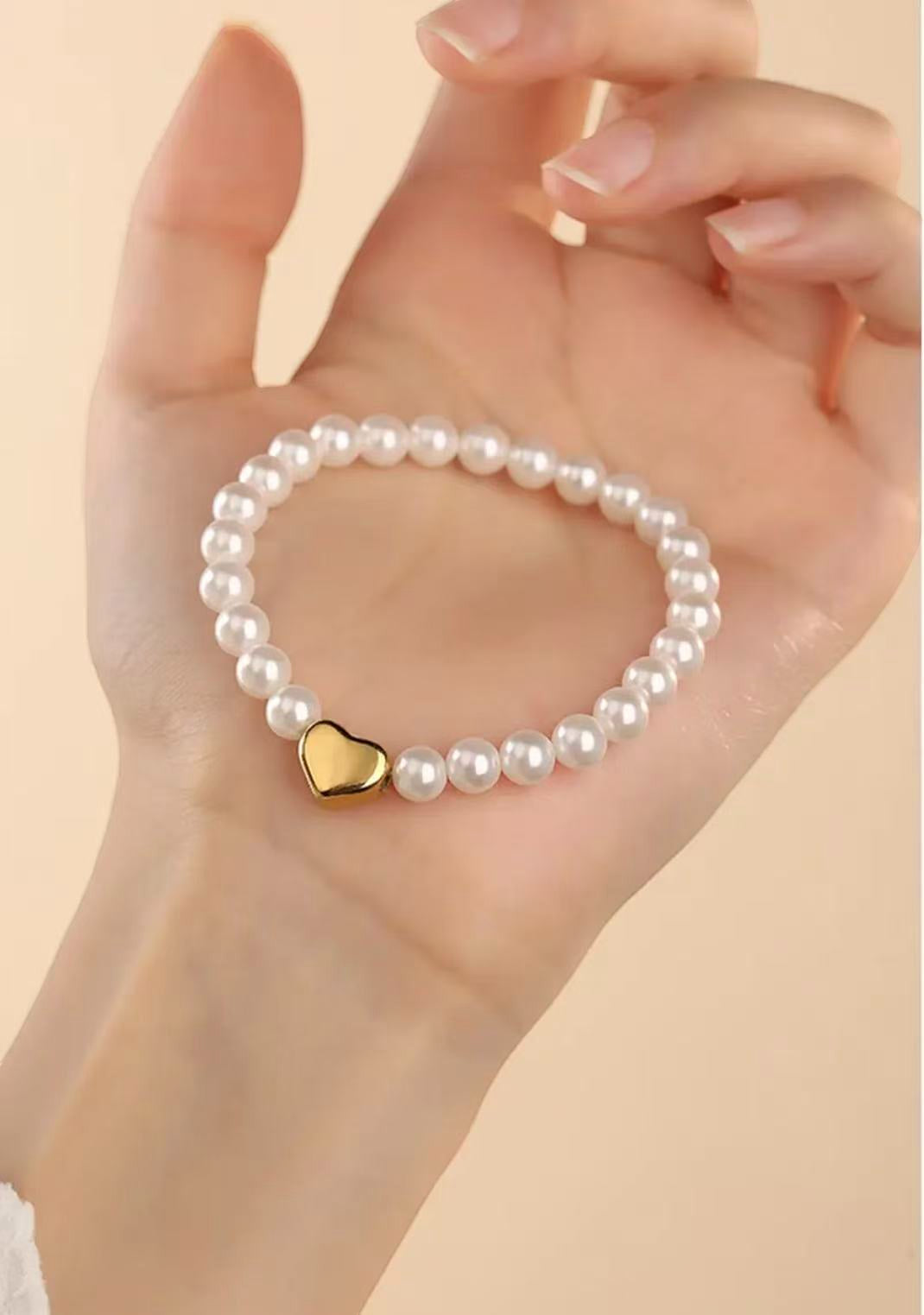 Auric Heart Pearl Bracelet