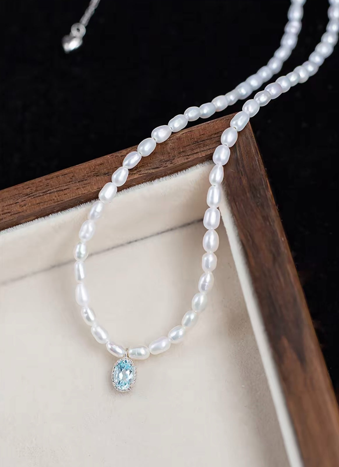 Moonlight Sea Ripple Pearl Necklace