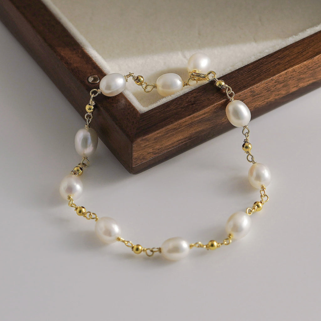 French Muse Freshwater Pearl Bracelet