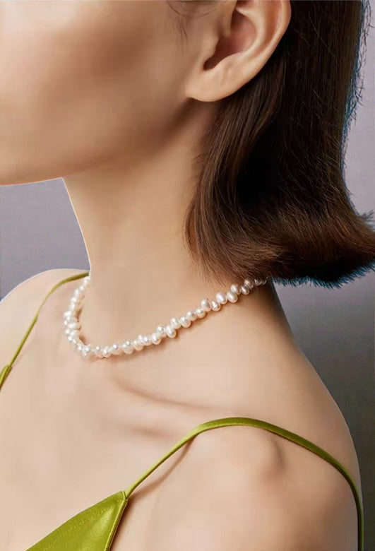 Staggered Tiny Pearl Choker Necklace
